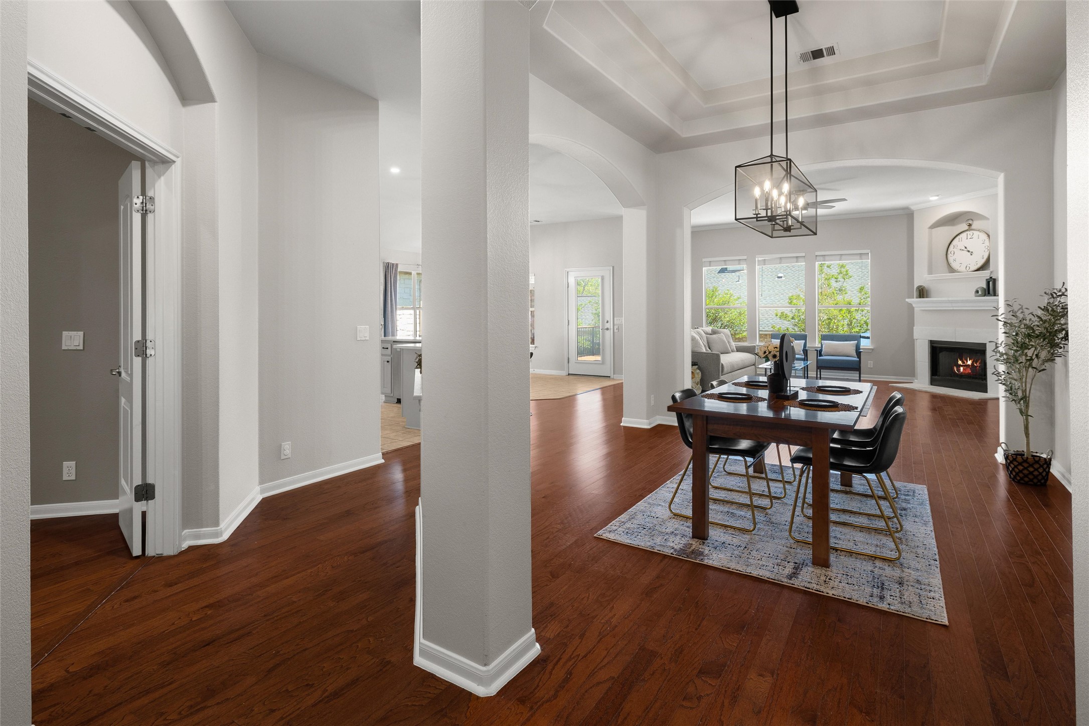 100 Stratton Court Austin, TX 78737 - Photo 37 of 38 The open floor plan lets in lots of natural light.