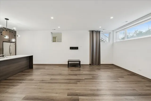 $2,500 | 4321 North Cicero Avenue, Unit G, Chicago, IL 60641