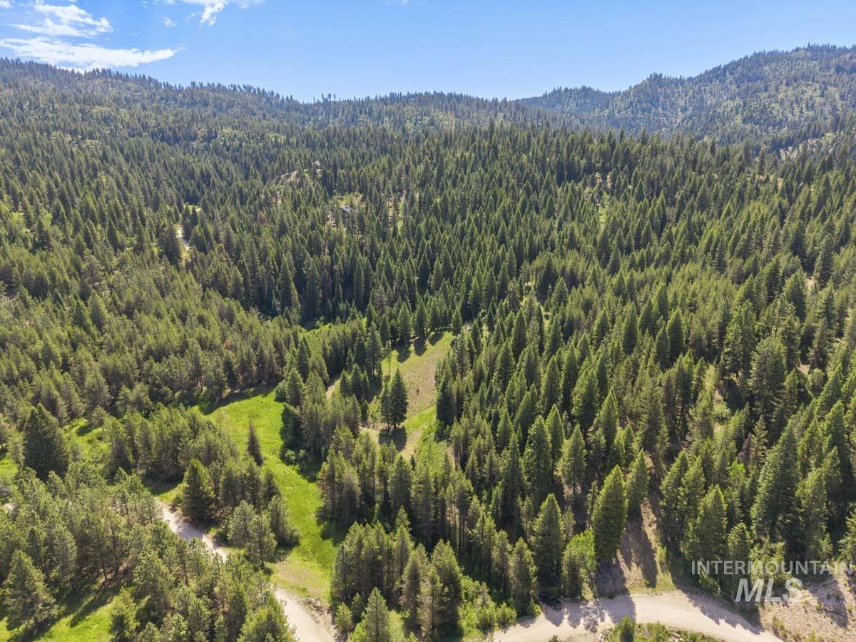 178 Tripod View Drive Cascade, ID 83611 - Photo 17 of 35