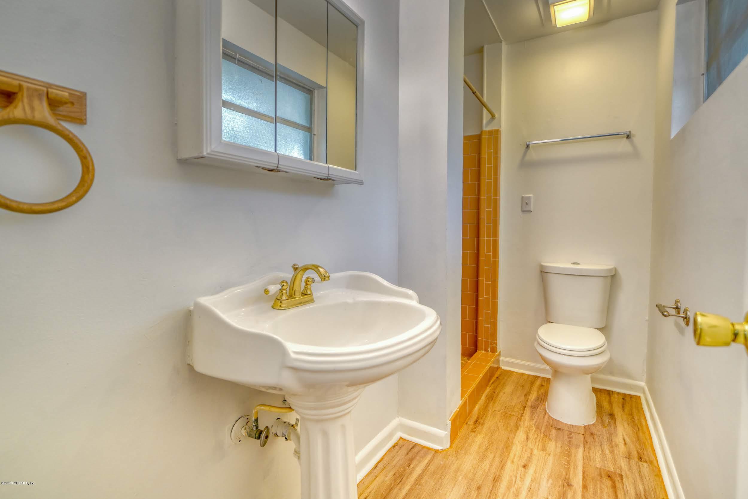 2226 Fouraker Road Jacksonville, FL 32210 - Photo 21 of 24 Master bath