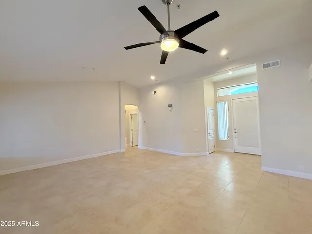 $2,995 | 14452 North 98th Place, Scottsdale, AZ 85260