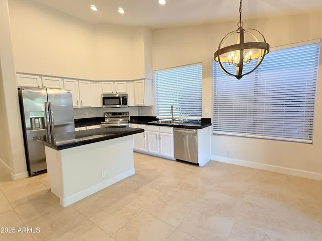 $2,995 | 14452 North 98th Place, Scottsdale, AZ 85260