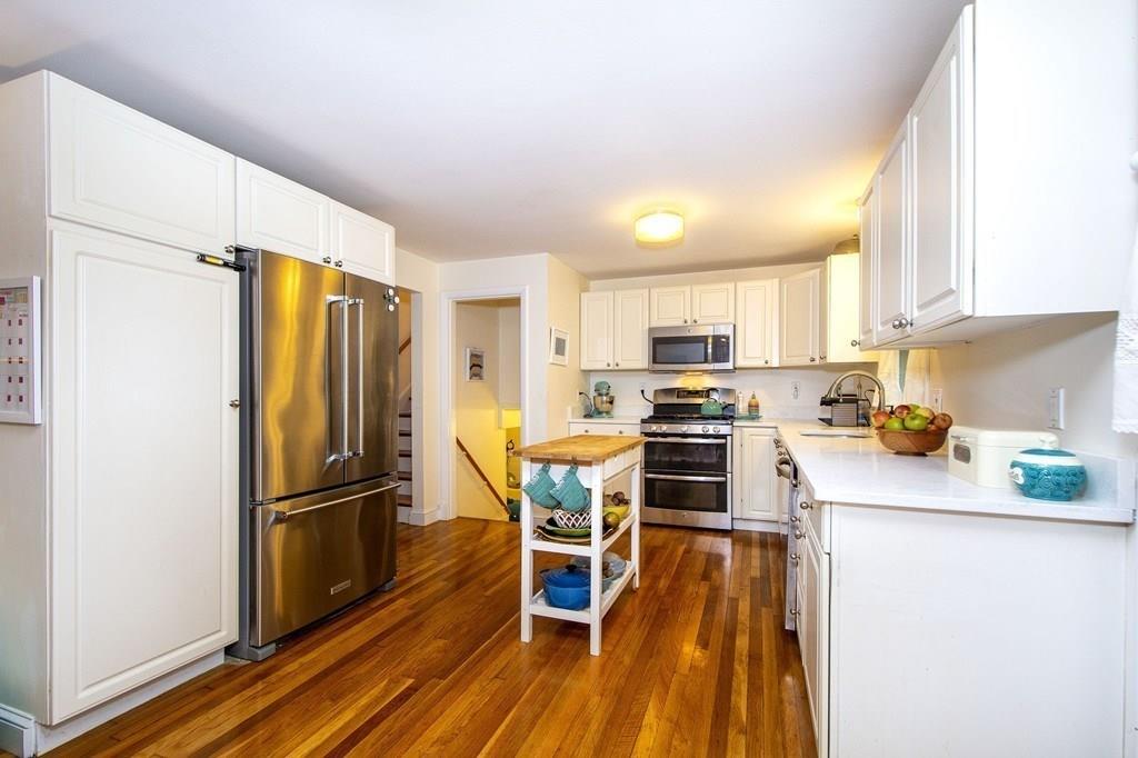 235 Gannett Road Scituate, MA 02066 - Photo 8 of 23 Gallery Image 8