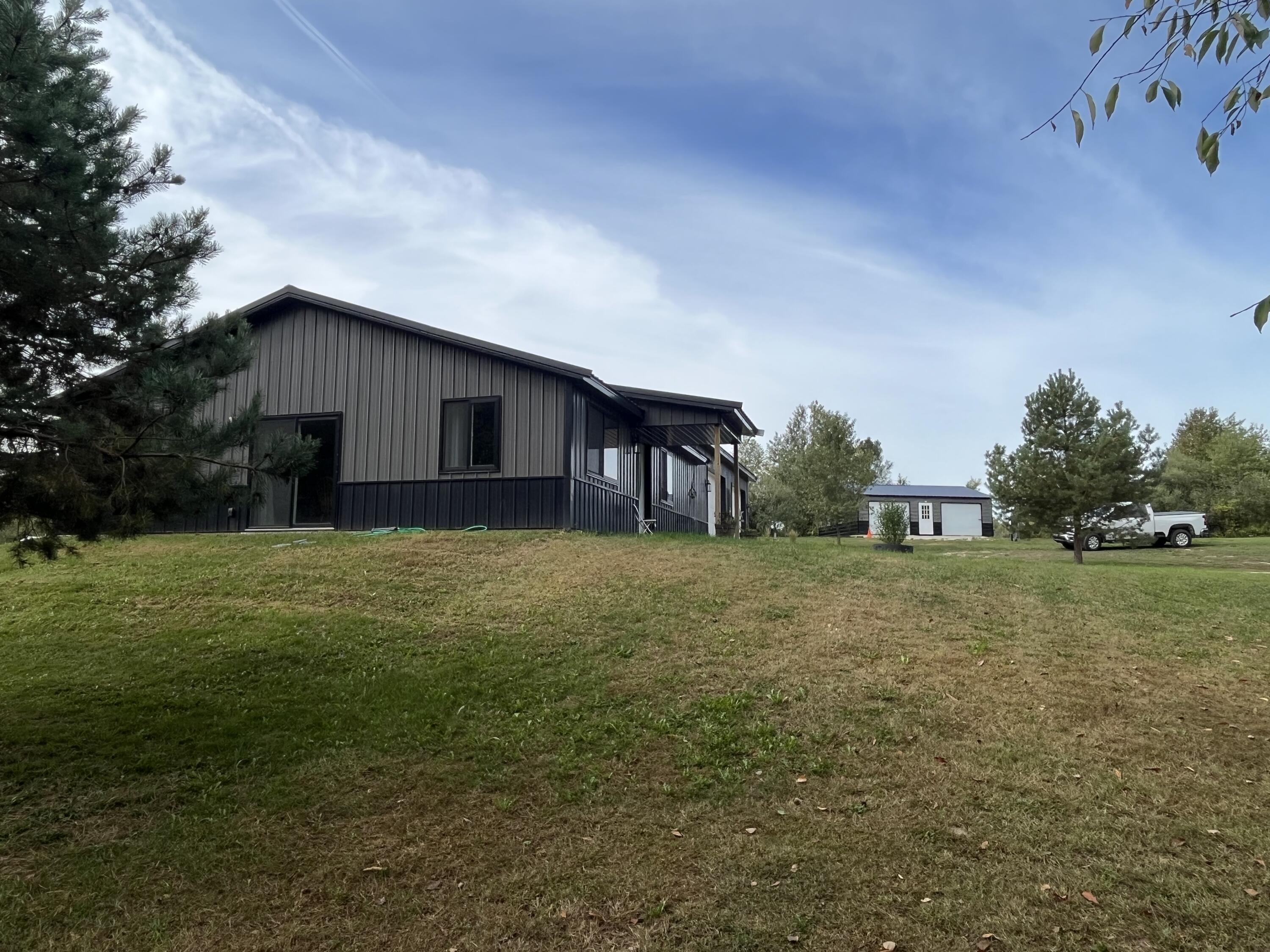 1651 Bennett Road Ionia, MI 48846 - Photo 5 of 50 2AB08616-BB0A-4A63-85BB-380CD2971FC6