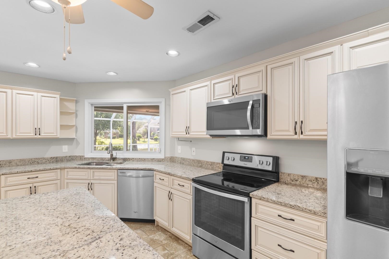 8256 Timber Ridge Road Conway, SC 29526 - Photo 5 of 47 Gallery Image 5