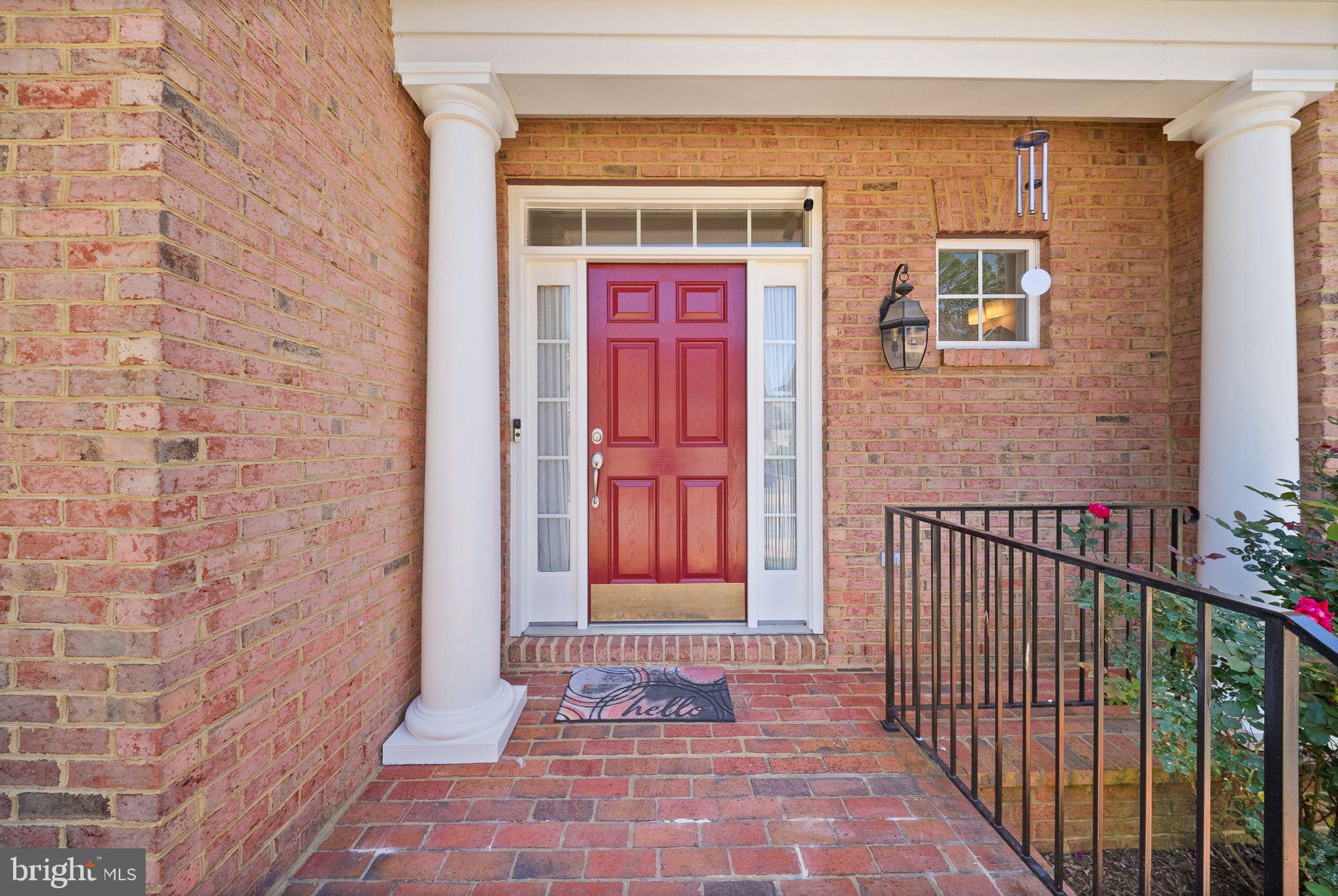 7705 Ridgepark Court Springfield, VA 22153 - Photo 5 of 78 Front door