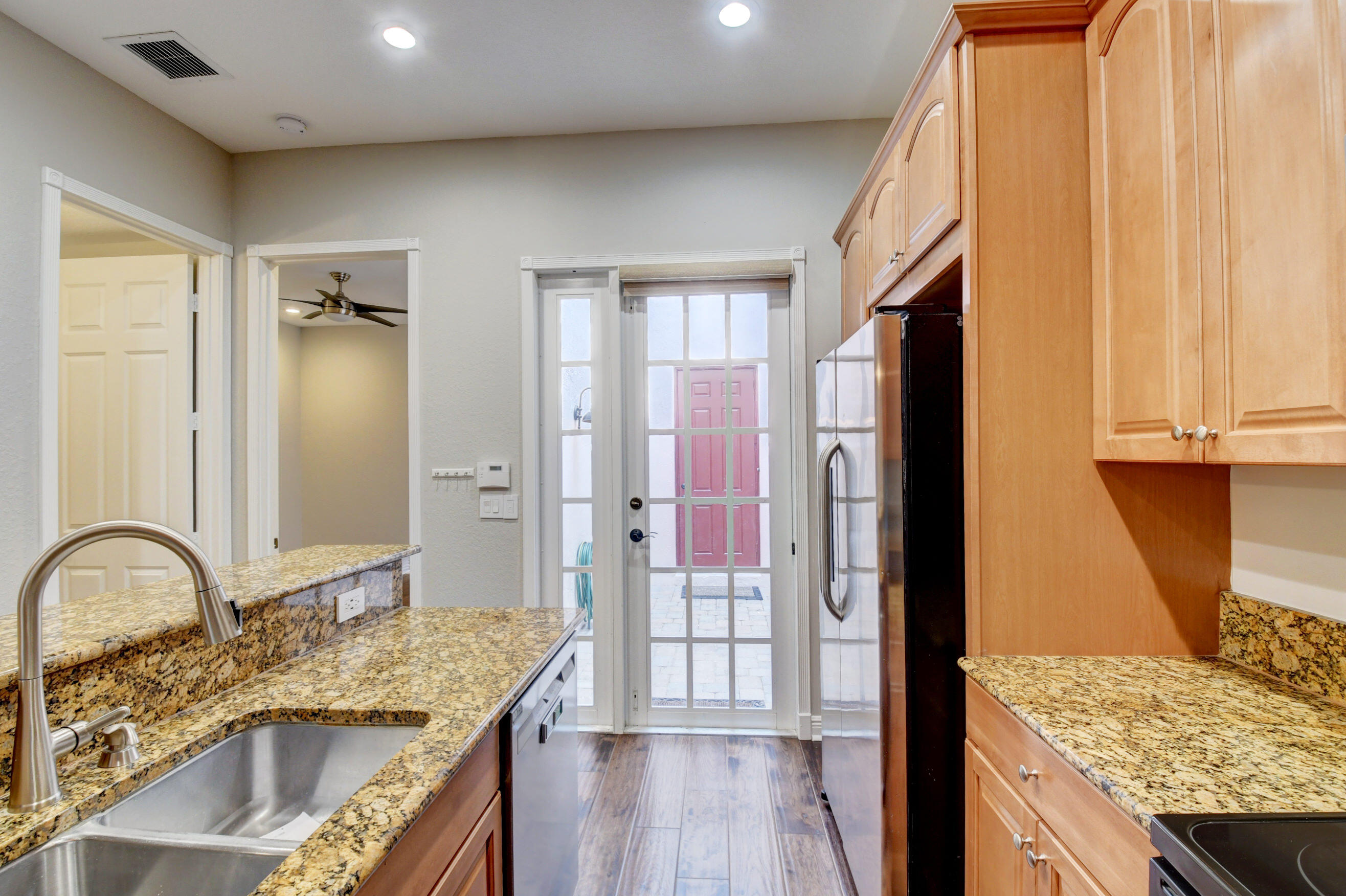 837 Northwest 82nd Lane Boca Raton, FL 33487 - Photo 15 of 43 837 NW 82nd Lane