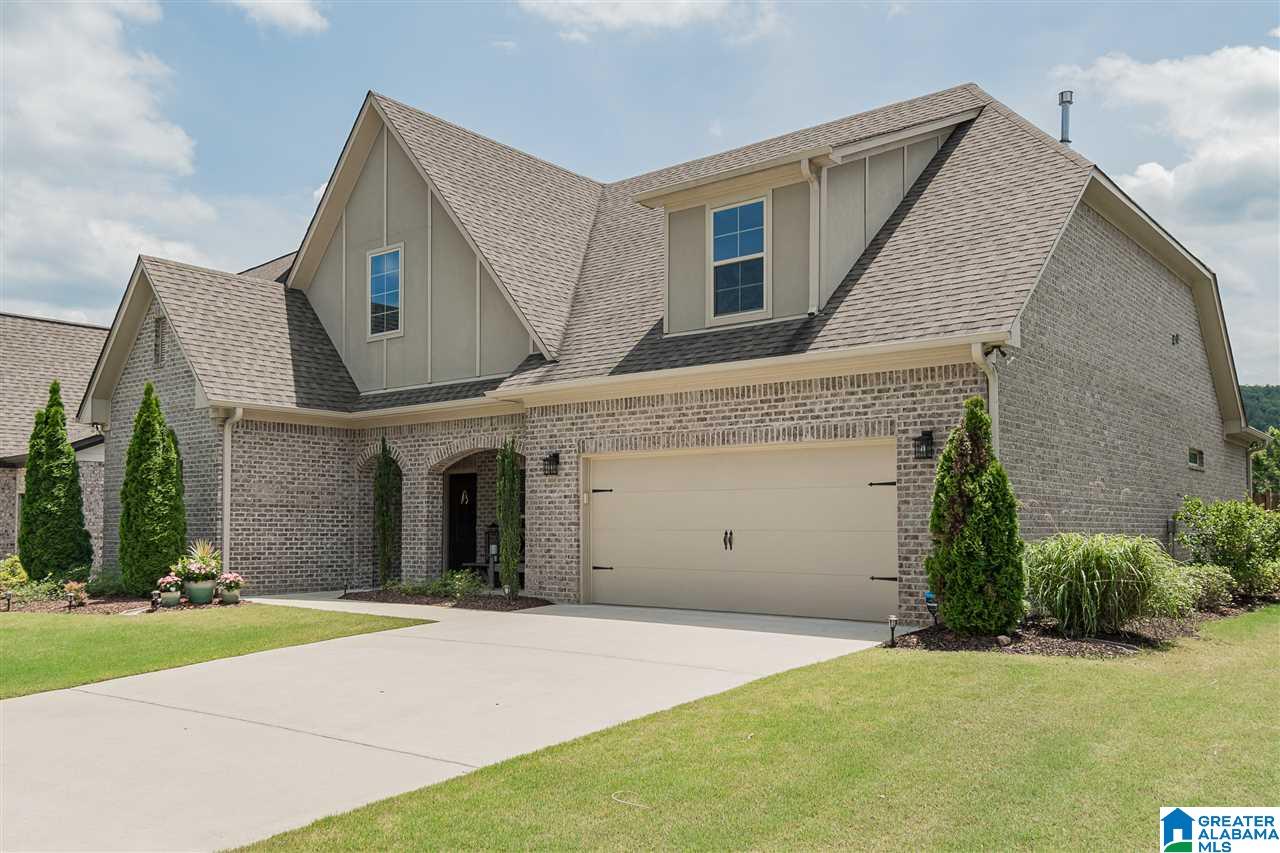 339 Strathaven Circle Pelham, AL 35124 - Photo 2 of 36