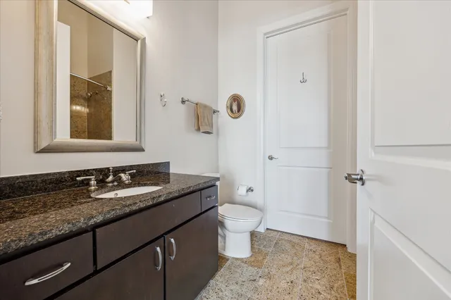 $355,000 | 300 St Joseph Parkway, Unit 412, Houston, TX 77002