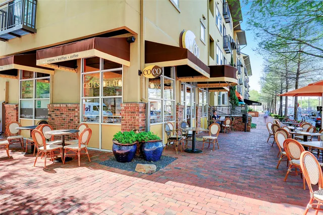 $355,000 | 300 St Joseph Parkway, Unit 412, Houston, TX 77002