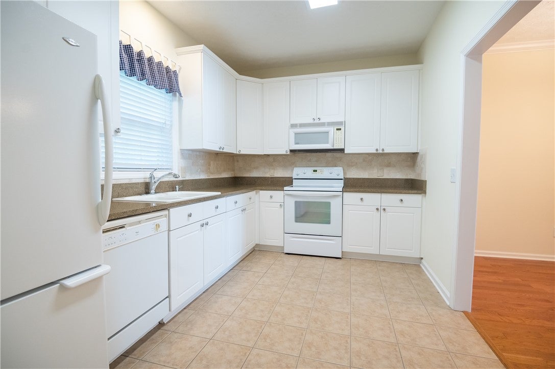 1221 North Dean Road Auburn, AL 36830 - Photo 5 of 20 Gallery Image 5