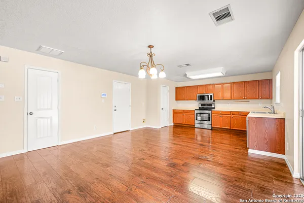 $1,795 | 10703 Barbwire Pass, San Antonio, TX 78254