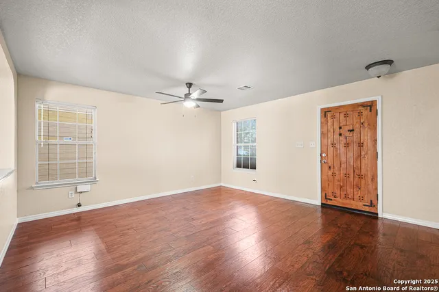 $1,995 | 10703 Barbwire Pass, San Antonio, TX 78254