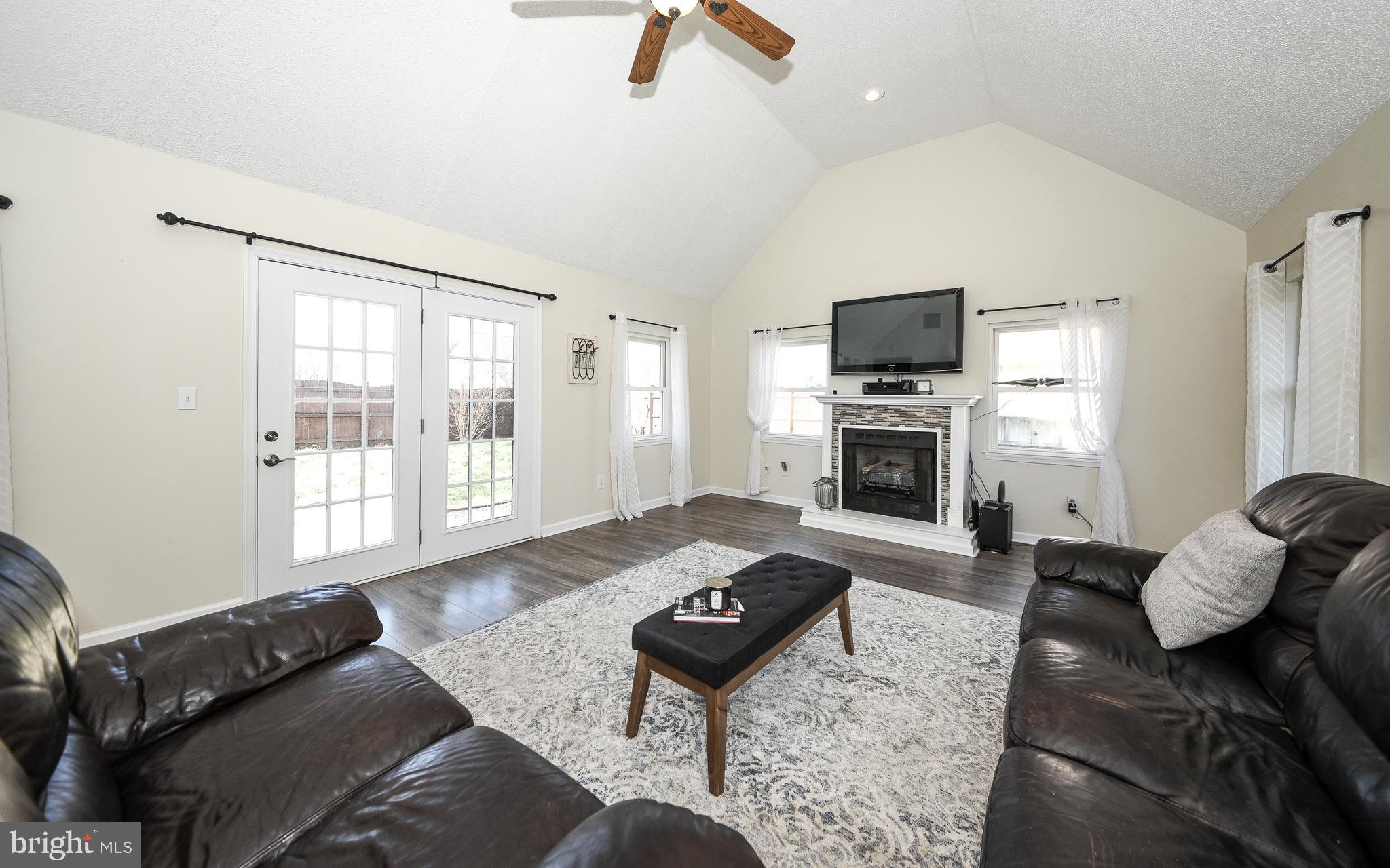 5 Ice Pond Road Levittown, PA 19057 - Photo 16 of 39 Gallery Image 16