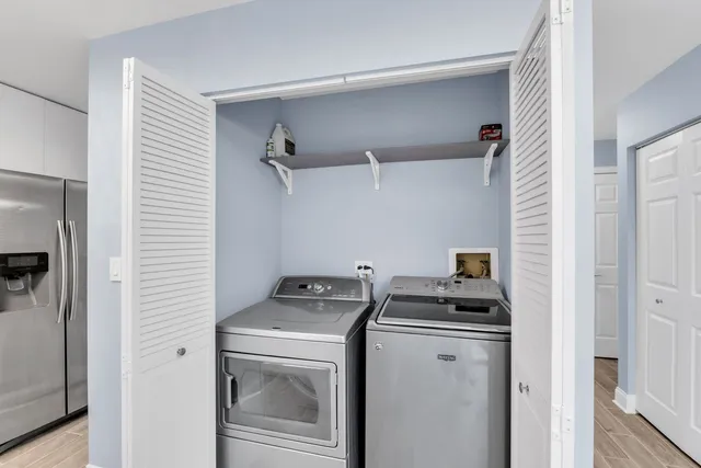 $350,000 | 2010 North Nicole Lane, Round Lake Beach, IL 60073