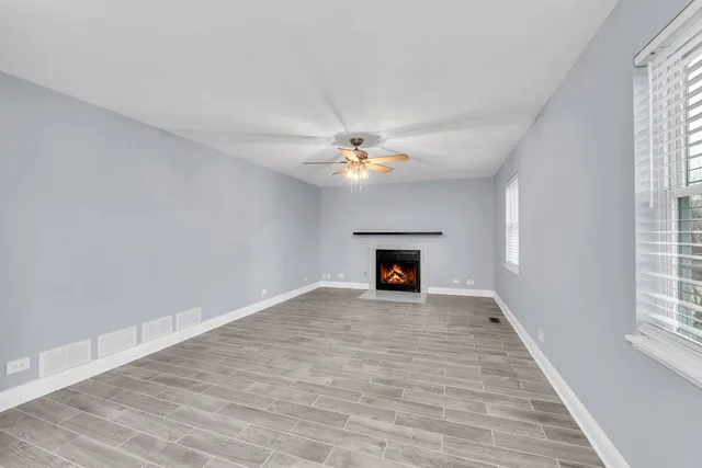 $350,000 | 2010 North Nicole Lane, Round Lake Beach, IL 60073