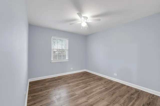 $350,000 | 2010 North Nicole Lane, Round Lake Beach, IL 60073