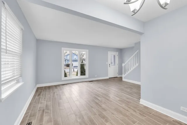 $350,000 | 2010 North Nicole Lane, Round Lake Beach, IL 60073