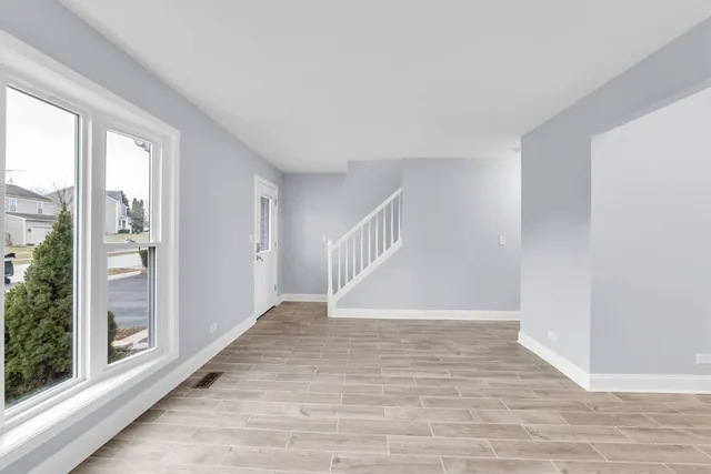 $350,000 | 2010 North Nicole Lane, Round Lake Beach, IL 60073