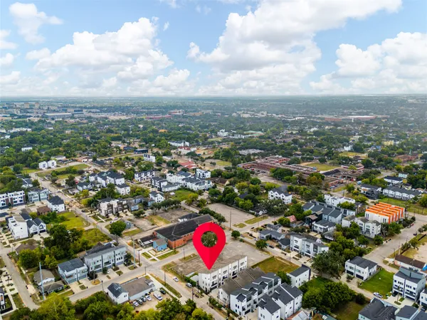 $394,900 | 2510 Tuam Street, Unit G, Houston, TX 77004