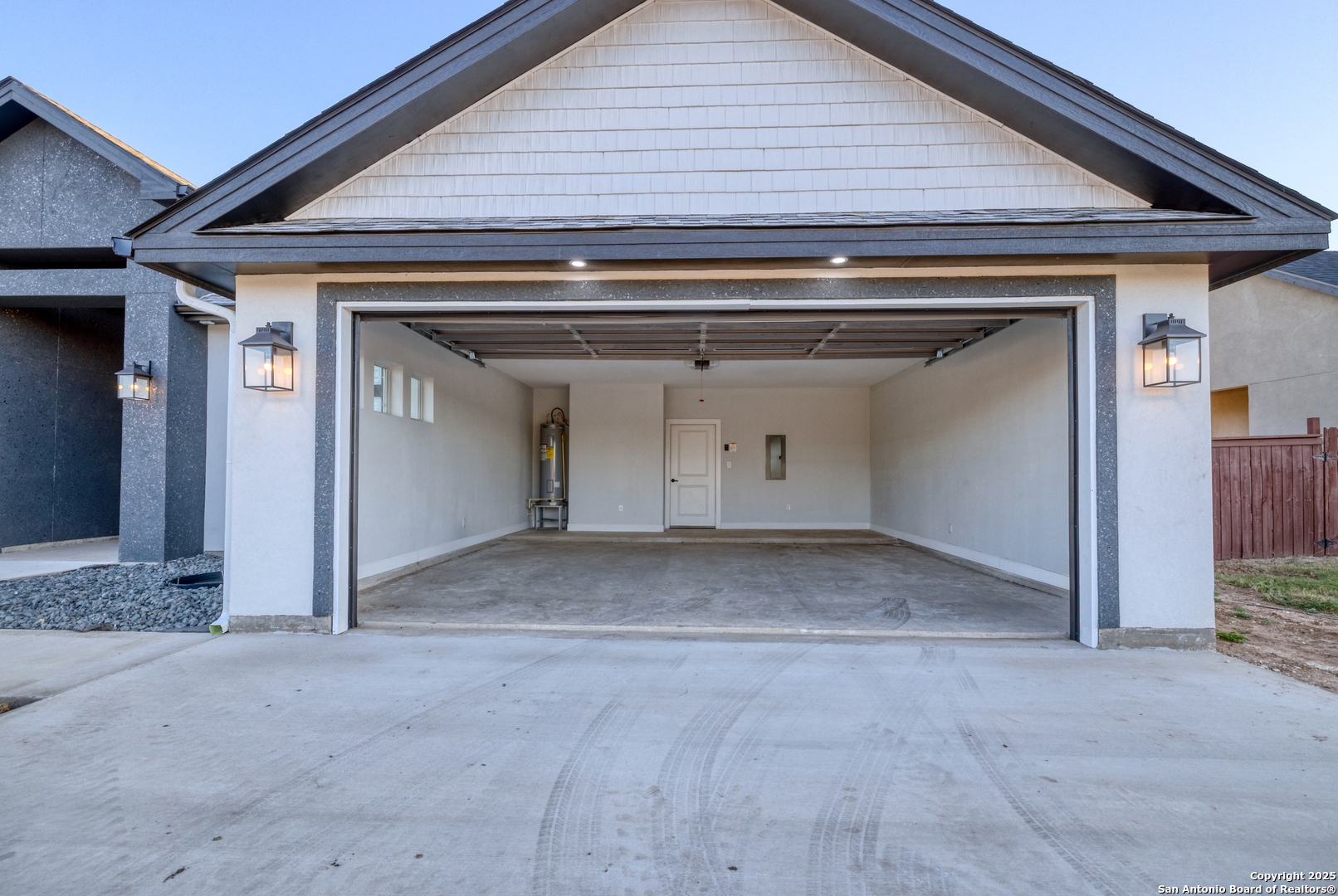 14 Hope Place Uvalde, TX 78801 - Photo 29 of 38