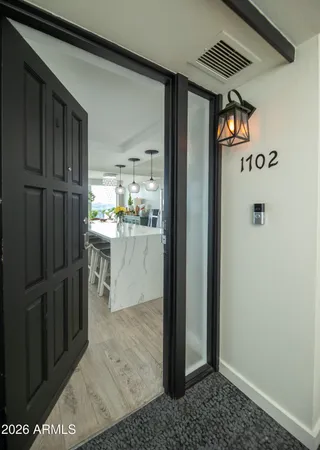$550,000 | 2323 North Central Avenue, Unit 1702, Phoenix, AZ 85004