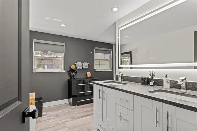 $620,000 | 18205 Griffith Road, Lutz, FL 33548