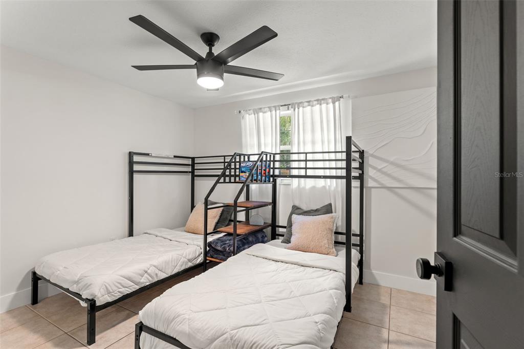 18205 Griffith Road Lutz, FL 33548 - Photo 30 of 46