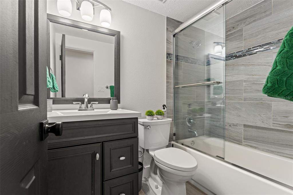 18205 Griffith Road Lutz, FL 33548 - Photo 32 of 46