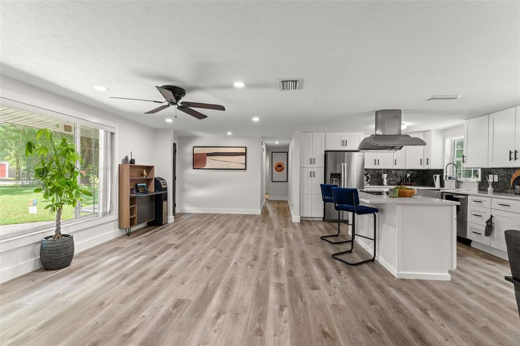 18205 Griffith Road Lutz, FL 33548 - Photo 6 of 46