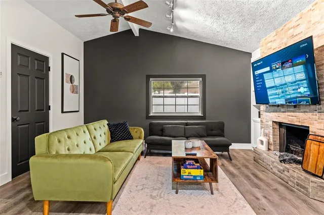 $620,000 | 18205 Griffith Road, Lutz, FL 33548