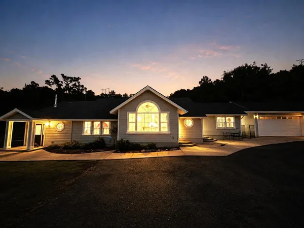 $735,000 | 3266 Campbell Circle, Rescue, CA 95672