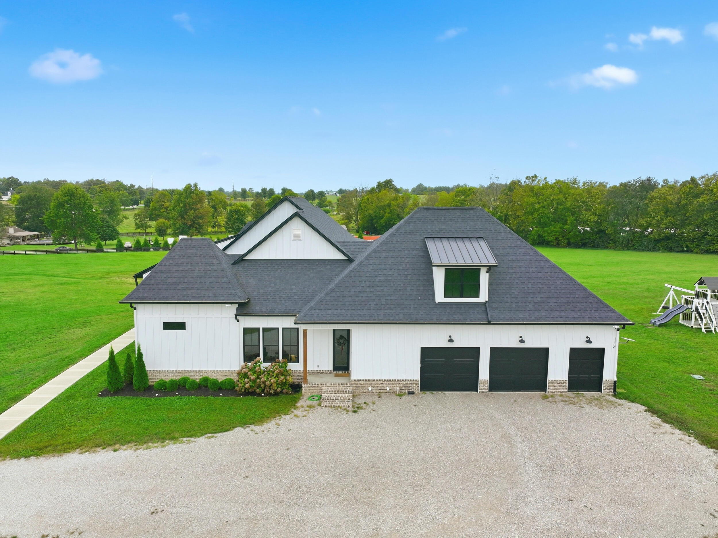5440 Lexington Road Lexington, KY 40511 - Photo 72 of 79 81_dji_fly_20260919_014306_699_179022012