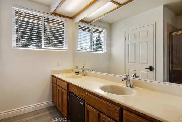 $1,399,000 | 4989 Cochran Street, Simi Valley, CA 93063