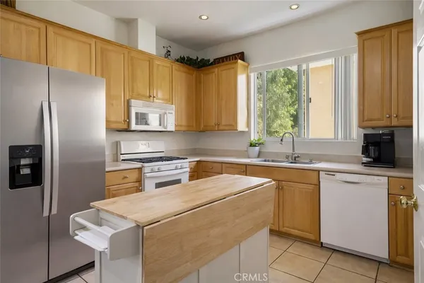 $1,399,000 | 4989 Cochran Street, Simi Valley, CA 93063