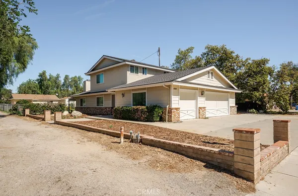 $1,399,000 | 4989 Cochran Street, Simi Valley, CA 93063