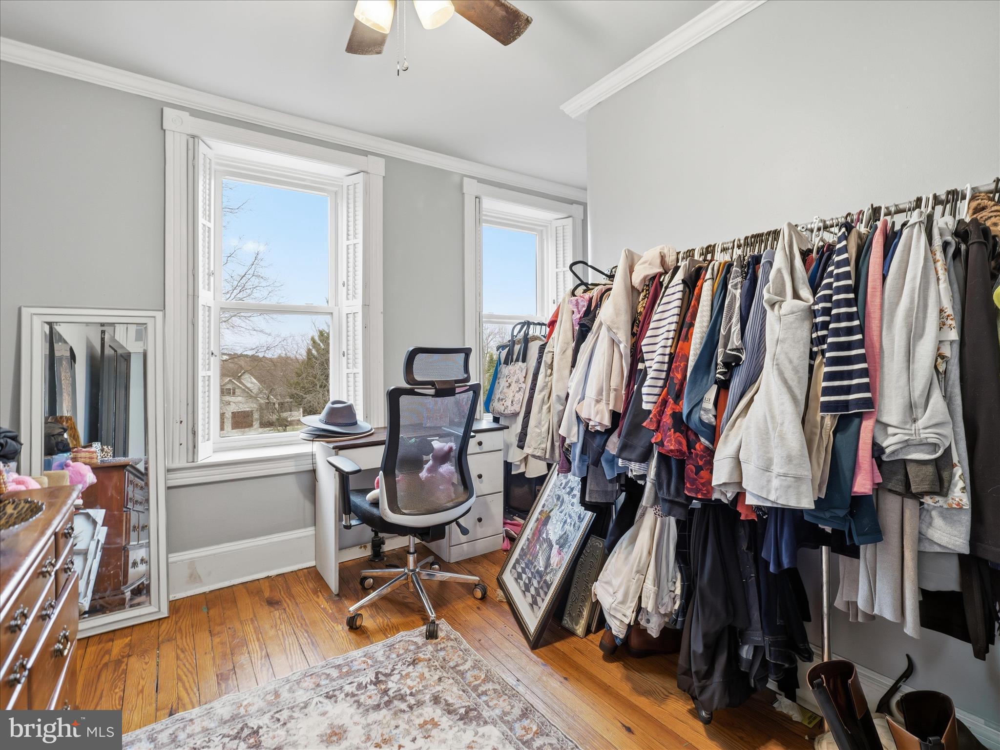 14147 Lower Edgemont Road Waynesboro, PA 17268 - Photo 20 of 45 a view of a room with gym equipment
