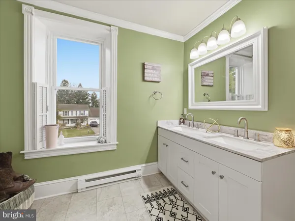 $549,900 | 14147 Lower Edgemont Road, Waynesboro, PA 17268