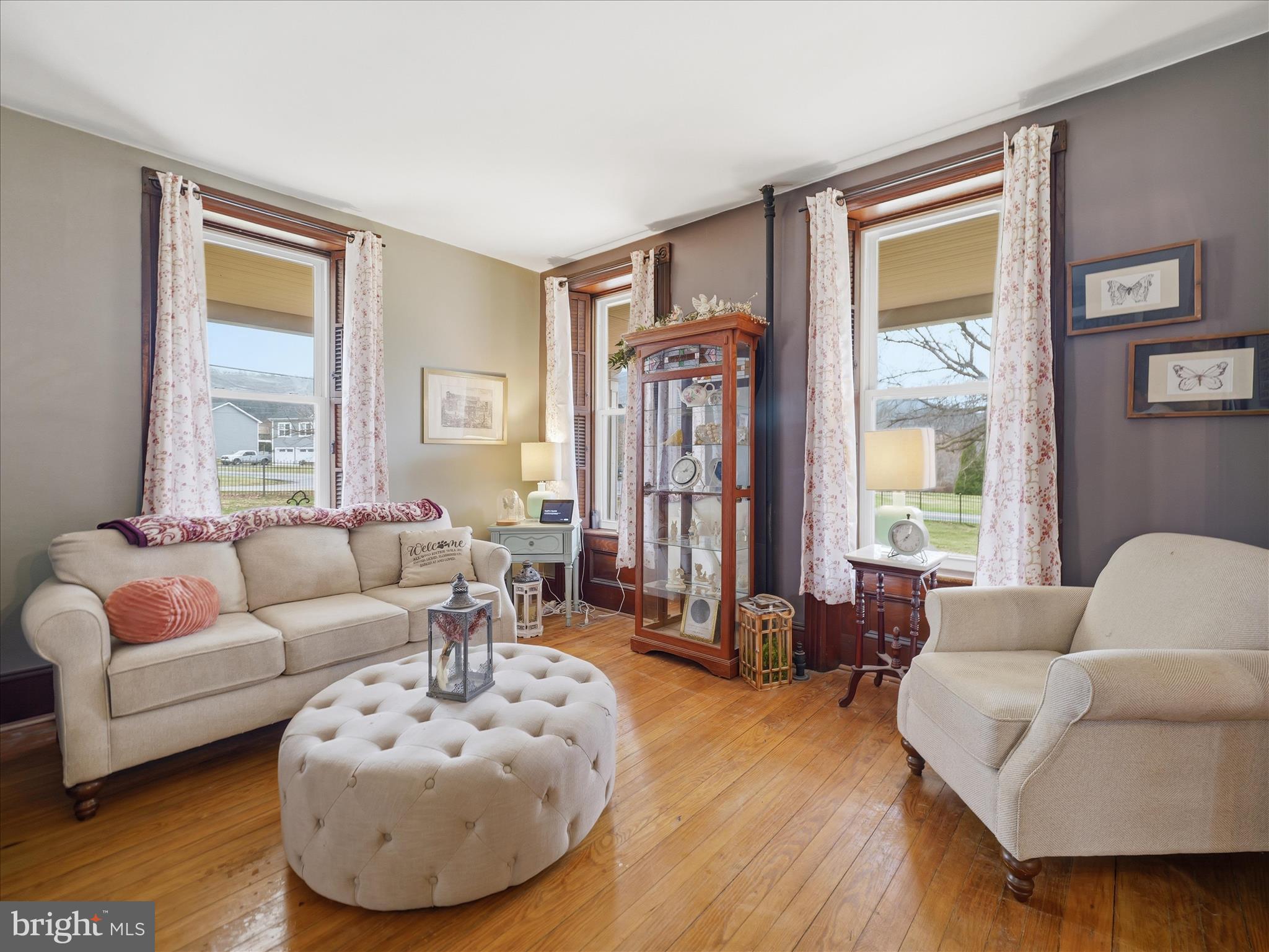 14147 Lower Edgemont Road Waynesboro, PA 17268 - Photo 3 of 45 a living room with furniture and a large window