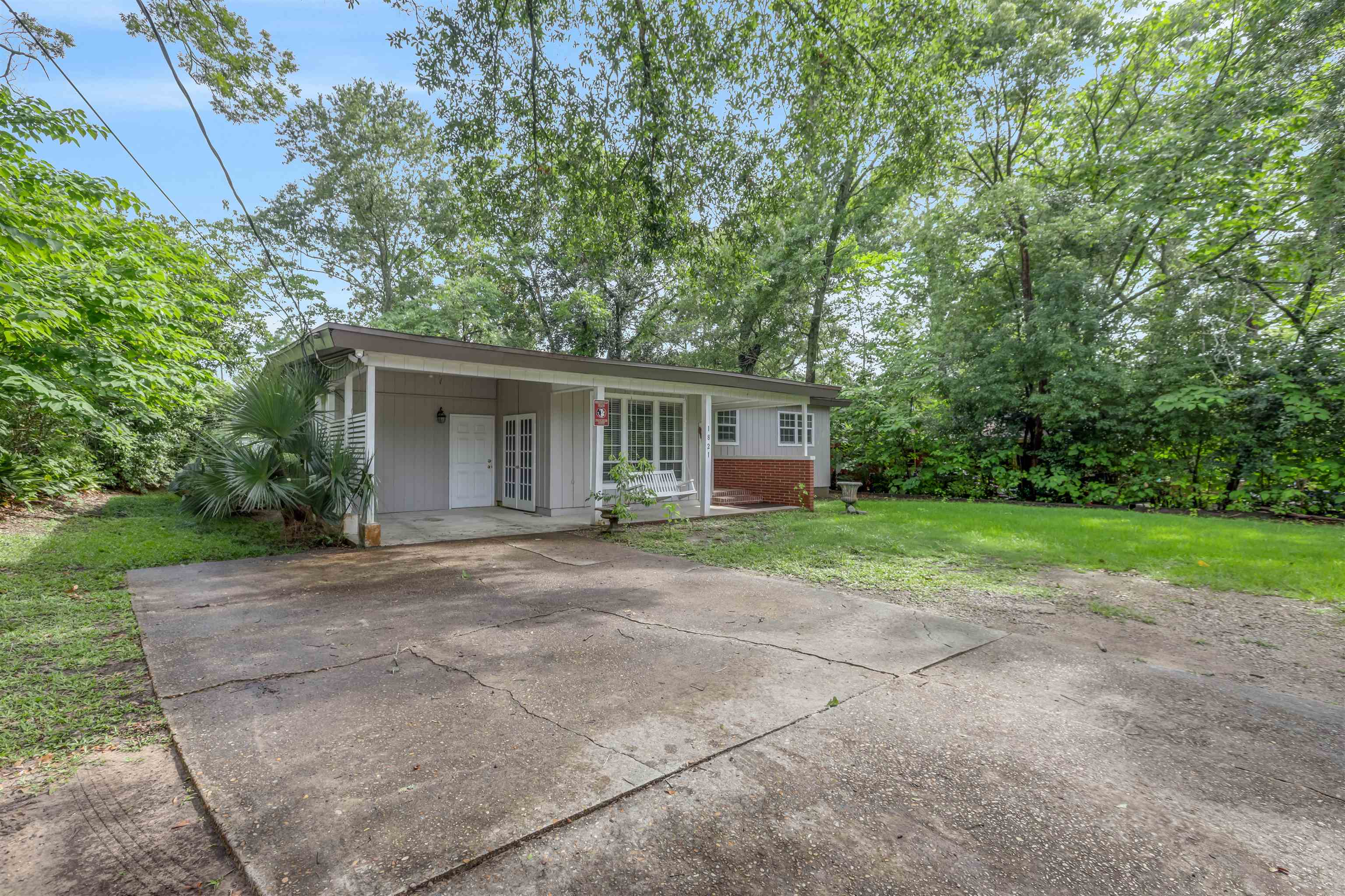 1821 Jackson Bluff Road Tallahassee, FL 32304 - Photo 4 of 32