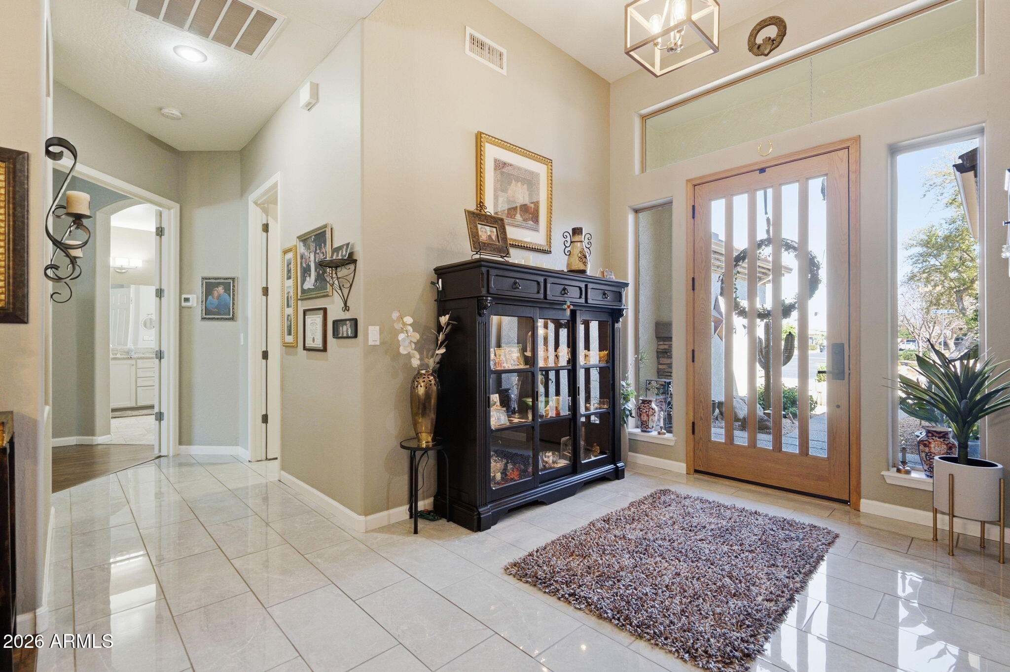 2552 South Jacob Street Gilbert, AZ 85295 - Photo 6 of 57