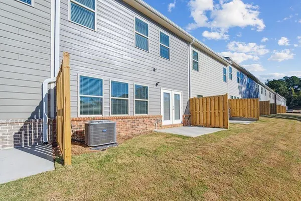 $2,451 | 3186 Gallant Fox Lane, Unit JEFFERSON, Snellville, GA 30078