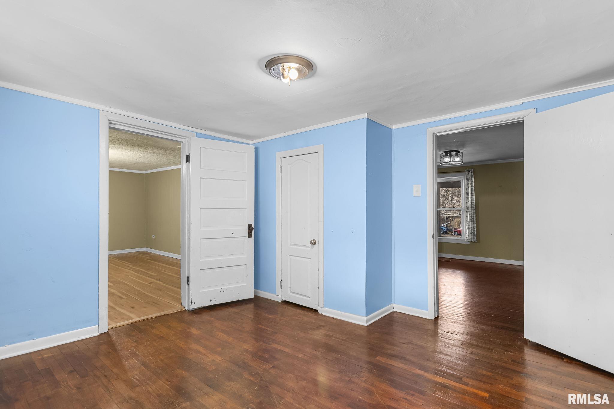 107 3rd Street Pawnee, IL 62558 - Photo 22 of 40