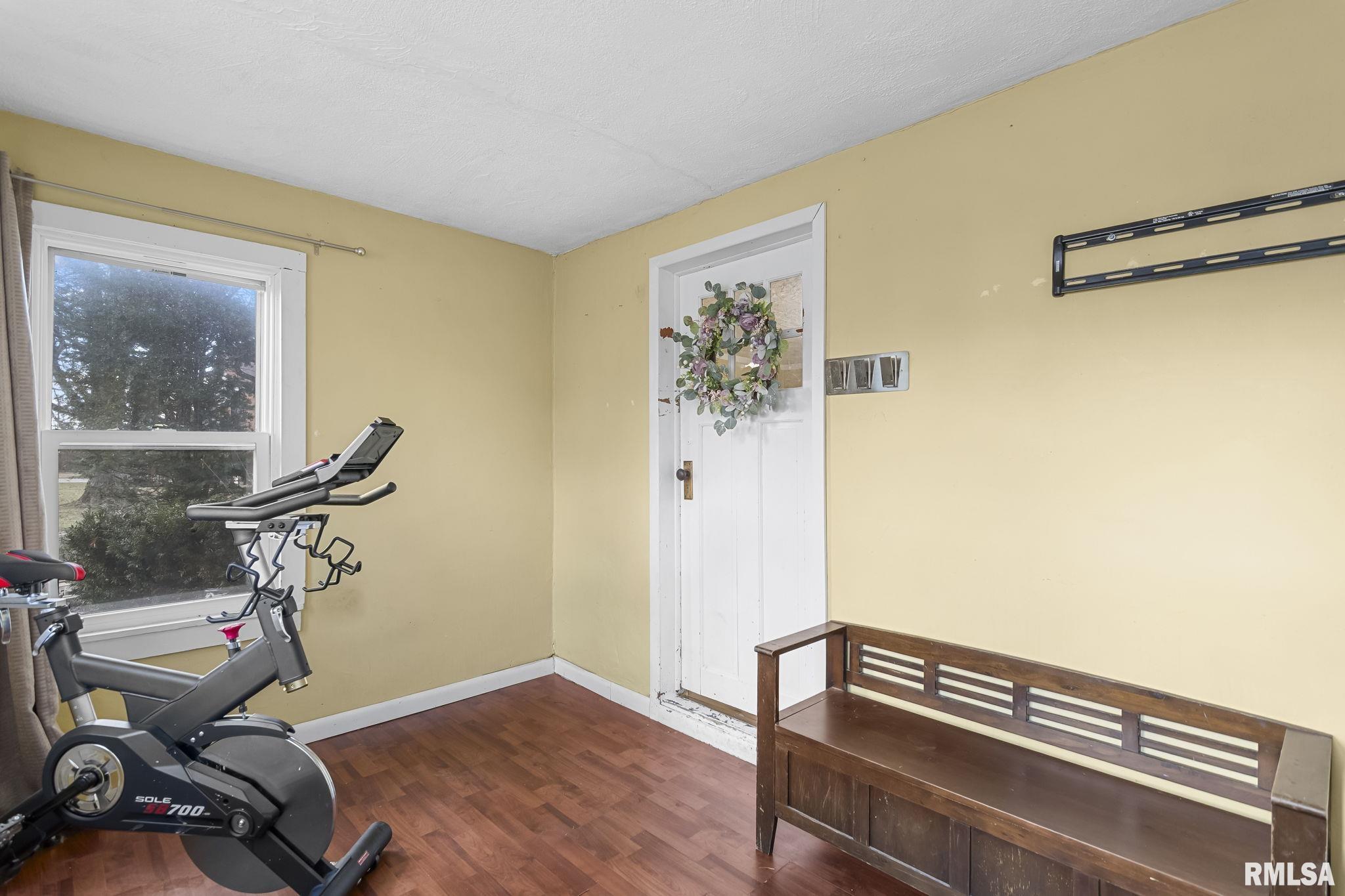 107 3rd Street Pawnee, IL 62558 - Photo 31 of 40