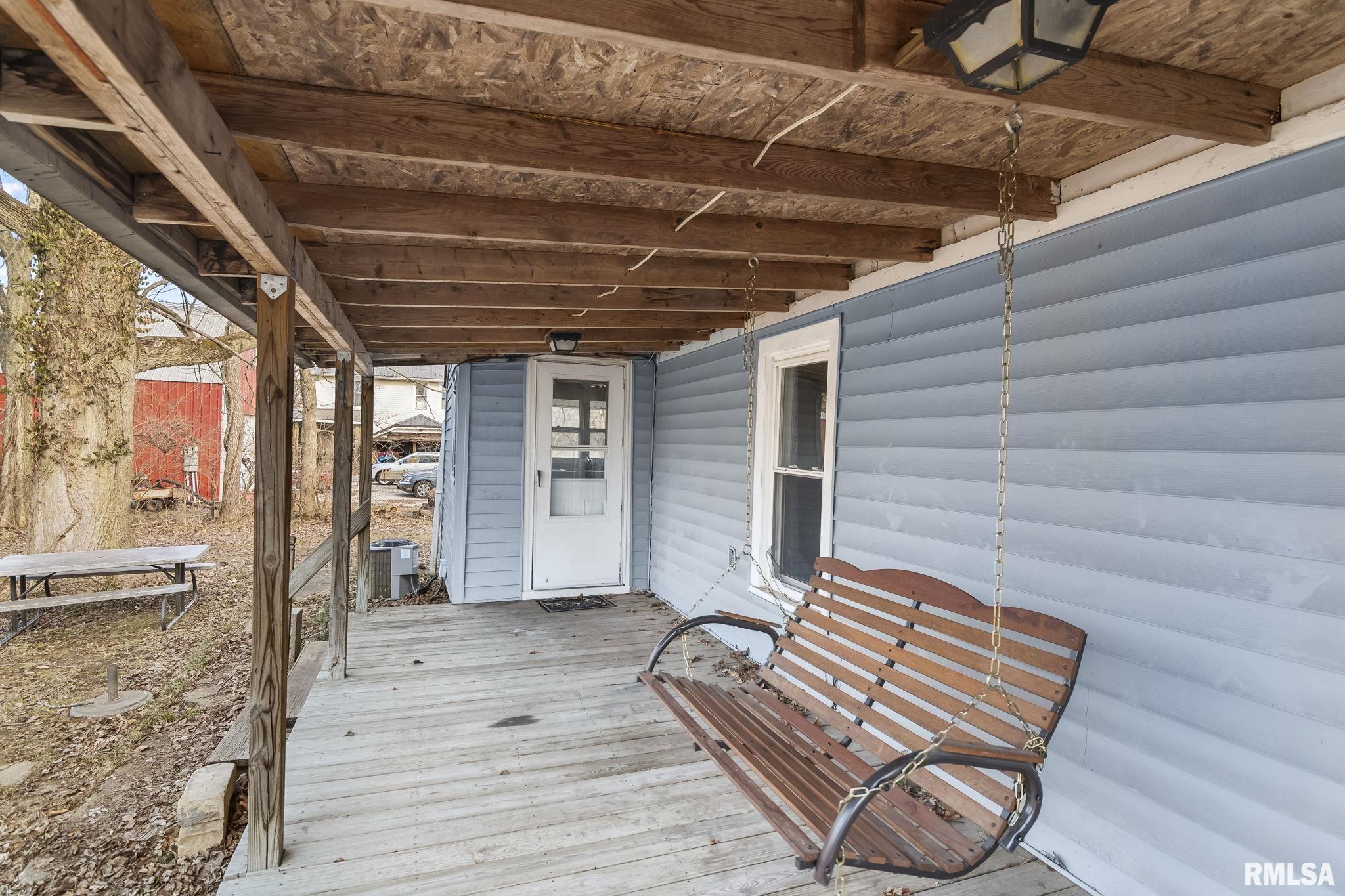 107 3rd Street Pawnee, IL 62558 - Photo 35 of 40