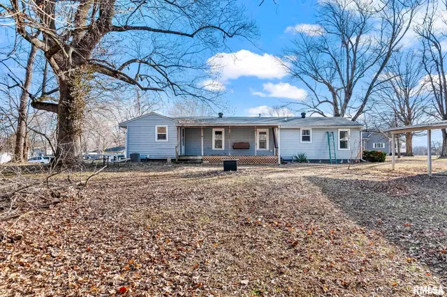 $119,900 | 107 3rd Street, Pawnee, IL 62558