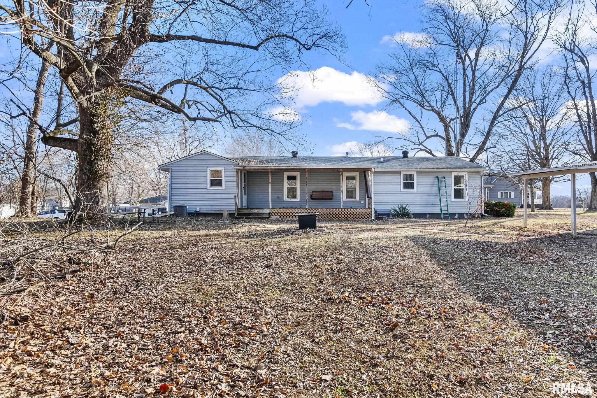 107 3rd Street Pawnee, IL 62558 - Photo 38 of 40