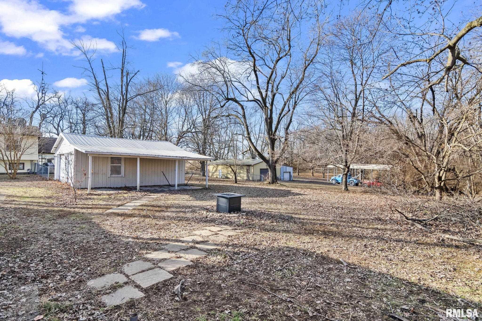 107 3rd Street Pawnee, IL 62558 - Photo 40 of 40