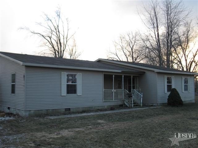 330 Walnut Street Butler, IN 46721 - Photo 1 of 23