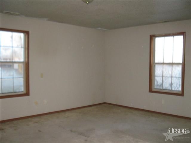 330 Walnut Street Butler, IN 46721 - Photo 11 of 23